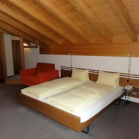 Steinbock فندق 3*