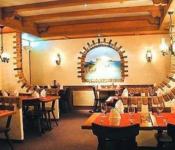 فندق Steinbock 3*