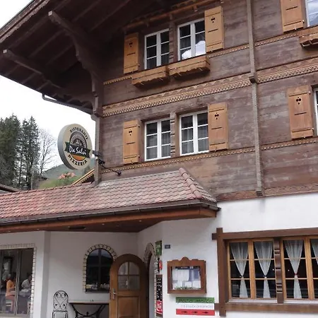 Steinbock فندق جريندلوالد