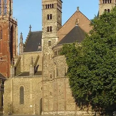 Steinbock Szálloda 3*